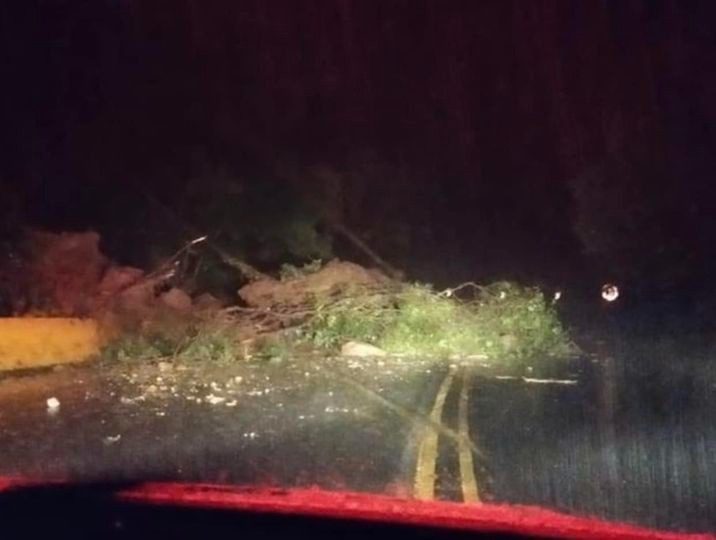 Tempestade Causa Estragos E Deixa Fam Lias Desabrigadas No Litoral De