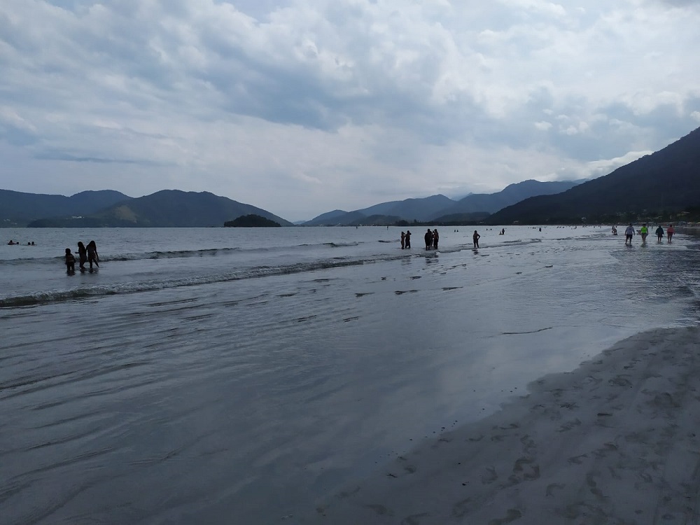 Turista de Penápolis morre afogado na praia da Lagoinha em Ubatuba