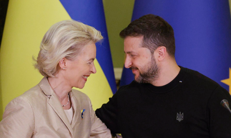 Líderes europeus estão ‘dispostos a colaborar’ em cúpula trilateral com Zelensky, Putin e Trump