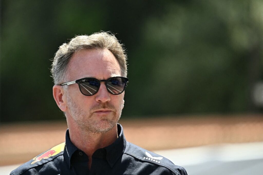 Mulher que acusou Horner de assédio volta a trabalhar na F1, diz BBC