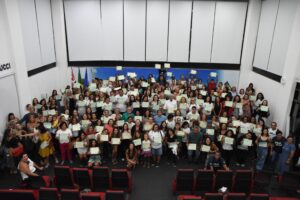 Prefeitura certifica 250 alunos dos cursos de qualificação profissional do Fundo Social de Solidariedade 