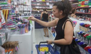 PROCON DE CARAGUATATUBA REFORÇA IMPORTÂNCIA DA PESQUISA NA COMPRA DO MATERIAL ESCOLAR
