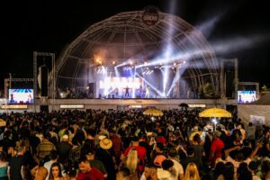 CARAGUÁ TÁ SHOW: RAÇA NEGRA, CLAYTON & ROMÁRIO E EDSON & HUDSON REÚNEM MAIS DE 16 MIL PESSOAS NO PORTO NOVO