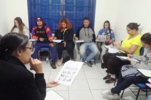 CARAGUATATUBA OFERECE 251 VAGAS EM CURSOS DE ELETRICISTA DE REDES E DE IDIOMAS