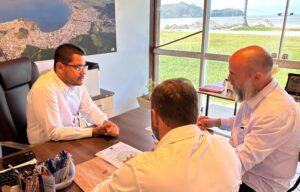 Prefeitura assina acordo que regulamenta ações na Orla de Caraguatatuba