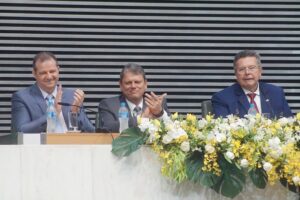 Em carta a deputados, governador defende diálogo, garante investimentos e propõe agenda de projetos de desestatização