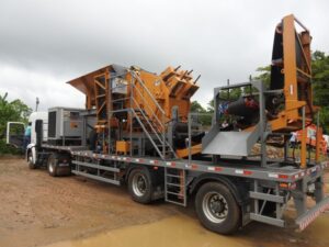 São Sebastião utiliza usina móvel para reciclagem de resíduos de construção civil