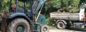 PROGRAMA BAIRRO A BAIRRO: SERVIÇOS DE MANUTENÇÃO CHEGAM A PONTE SECA, JAQUEIRA, TINGA, ITAÚNA E GOLFINHOS