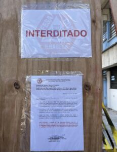 Alunos e moradores reclamam e apontam riscos na E. E. Antônio Sanches Gonzalez em Ilhabela.