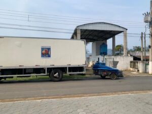 Prefeitura de São Sebastião retoma atividades da fábrica de gelo do bairro São Francisco que atende comunidade pesqueira do município