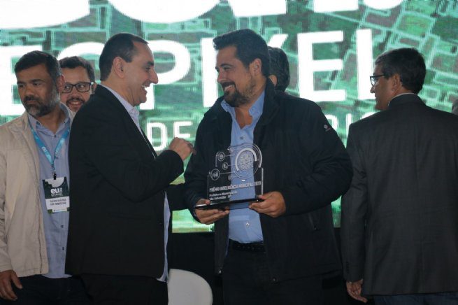 São Sebastião recebe Prêmio de Inteligência Municipal