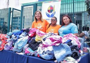 Mais de 100 pessoas recebem orientações sobre programas sociais no bairro Canto do Mar