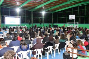 II Conferência Municipal de Educação de Ilhabela leva mais de 500 professores para discutirem Plano Municipal de Educação