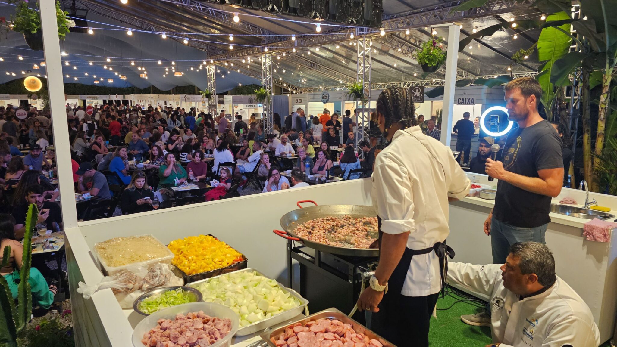 Ilhabela bate recordes de público e faturamento no Boteco do Camarão