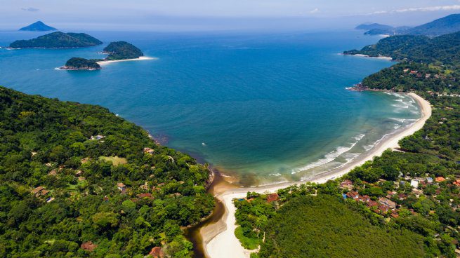 Speedo comemora 45 anos com desafio de natação em Barra do Sahy no domingo