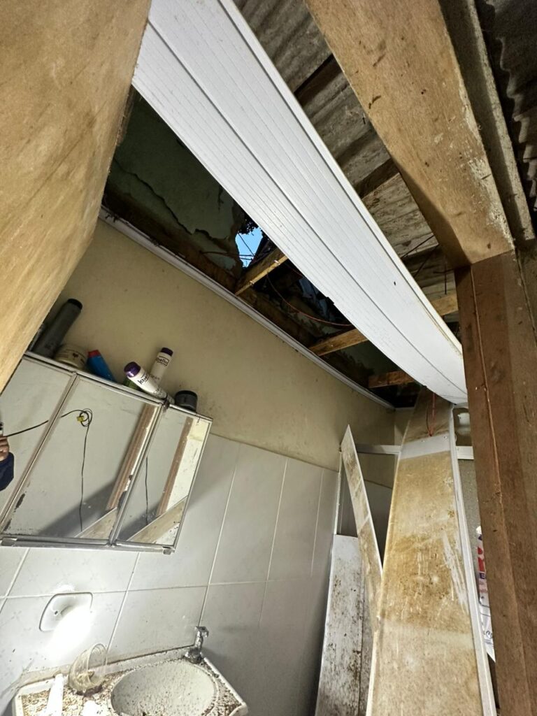 Fortes chuvas causam impacto em Ubatuba na madrugada desta quinta, 26