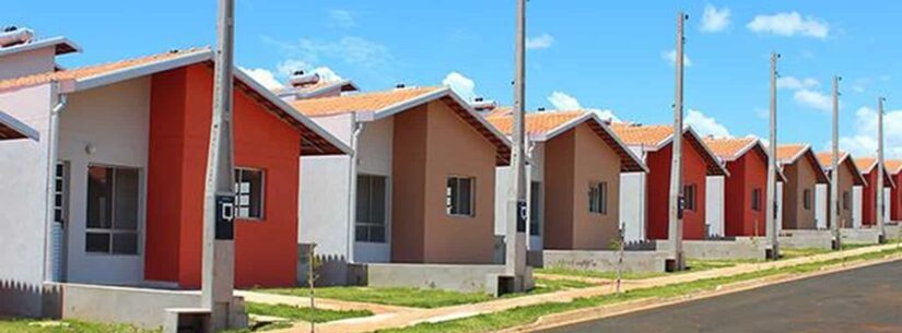 Caraguatatuba foi uma das seis contempladas da Região Metropolitana do Vale e Litoral Norte com a construção de 144 unidades habitacionais do Programa do Governo Federal Minha Casa, Minha Vida.