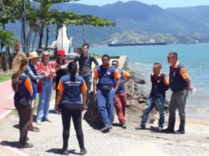 Defesa Civil de Ilhabela recebe capacitação sobre ressacas e inundações costeiras