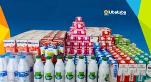 Na última semana, o Fundo Social de Solidariedade de Ubatuba (Funsoc) recebeu a doação de 290 litros de leite do colégio Anglo de Ubatuba. Os itens foram resultado de uma ação, denominada Projeto Literário, desenvolvida com os alunos da instituição.