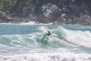 Praia do Bonete recebe mais uma etapa do Campeonato de Surf das Comunidades Tradicionais neste fim de semana