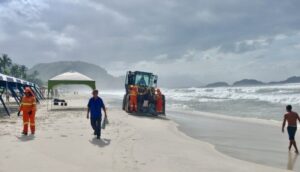 Prefeitura realizou uma força-tarefa de limpeza em praias e espaços públicos