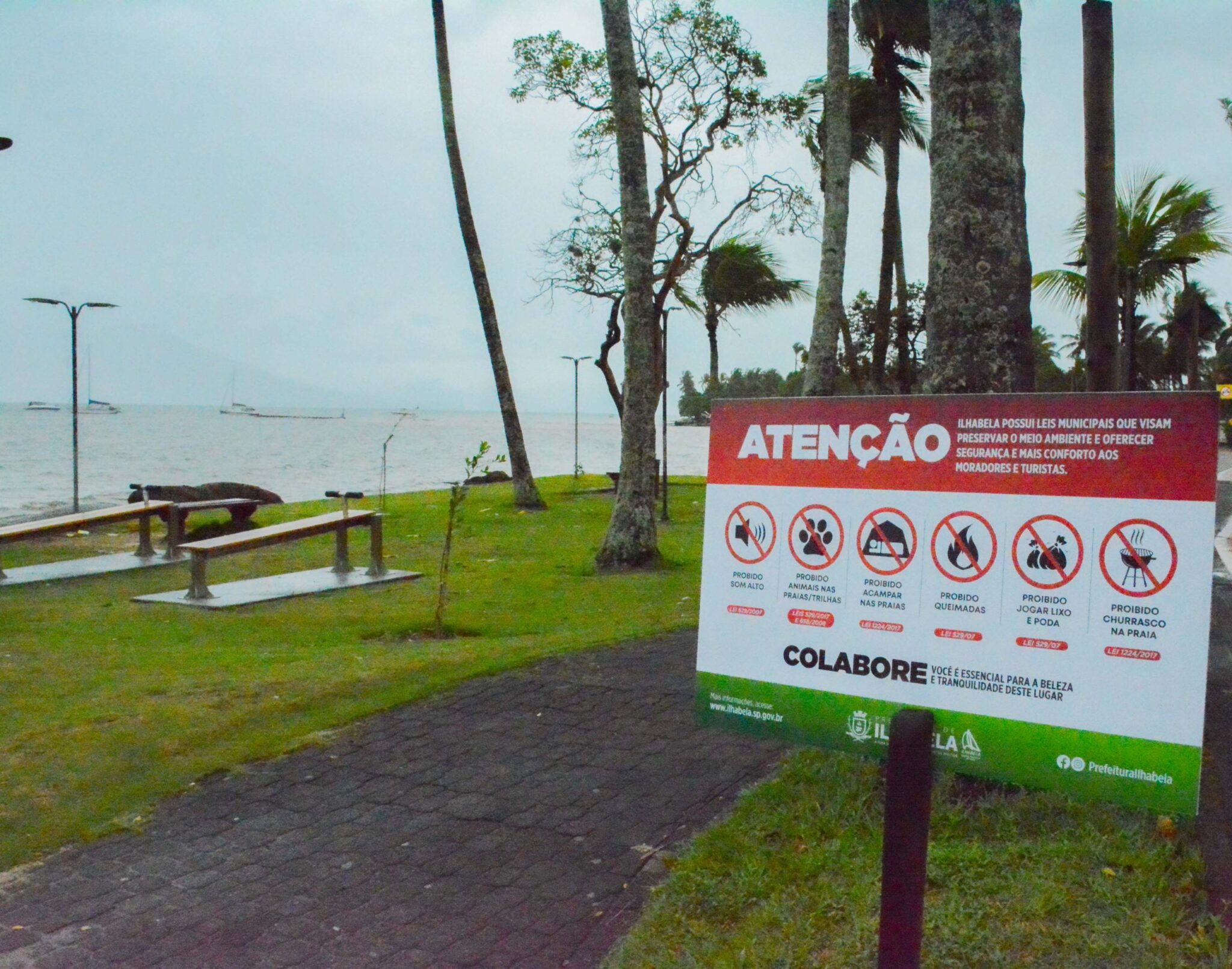 Leis municipais visam promover a segurança, o conforto, o respeito ao próximo e ao meio ambiente, mantendo o bem-estar de todos, inclusive dos que tem o privilégio de “turistar” em uma cidade. E em Ilhabela não é diferente.
