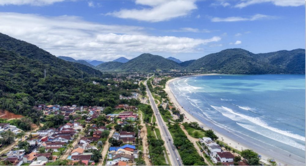 Para aperfeiçoar e atualizar a gestão territorial do município, a Prefeitura de Ubatuba iniciou um projeto digital para mapeamento urbano, desenvolvido por meio da implantação da plataforma de geoprocessamento, conhecida como “Geopixel Cidades”.