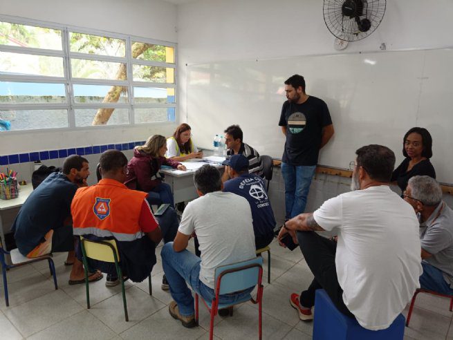 Após a trégua dada pelas chuvas, as últimas famílias que estavam alojadas na Escola Municipal Professor João Gabriel de Santana, em Toque-Toque Pequeno, na Costa Sul de São Sebastião, retornaram para seus lares na manhã de sábado (27).