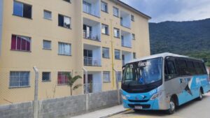 Prefeitura de São Sebastião estende linha de ônibus até novo conjunto habitacional de Maresias