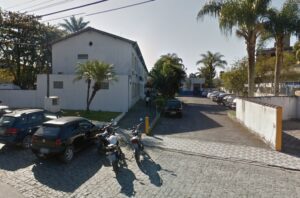 Alunos da rede municipal de ensino de Ubatuba estão sem uniformes e material escolar