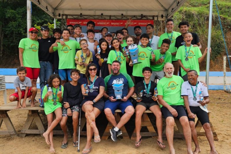 Atletas de Ilhabela brilham em competições esportivas fora do município. Conheça os pódios conquistados em basquete, natação e jiu-jítsu.