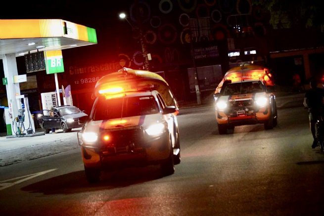 Agentes da Defesa Civil e da Polícia Municipal retornam a São Sebastião após missão humanitária de dez dias no Rio Grande do Sul