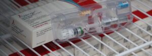 Imunização contra dengue em Caraguatatuba para crianças e adolescentes de 10 a 14 anos. Proteja-se e agende sua vacina.