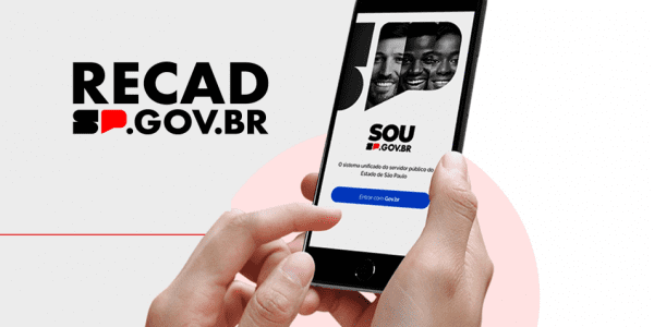 SP avança no processo de modernização e moralização do Serviço Público
Recadastramento terminou com mais de 532 mil atualizações; vencimentos de quem não realizou procedimento obrigatório permanece suspenso
Qua, 08/05/2024 - 9h19 | Do Portal do Governo FACEBOOKTWITTERENVIAR POR E-MAIL
O Governo de SP concluiu mais uma importante etapa para garantir mais transparência e eficiência à administração pública. Terminou no último dia 30 o prazo para o recadastramento e a prova de vida dos servidores estaduais civis e militares da administração direta, autarquias e fundações. Mais de 532 mil processos já foram concluídos ou estão em processo de finalização, o equivalente a 98,9% do total de funcionários da gestão paulista.
Os servidores que não concluíram o procedimento obrigatório antes do encerramento do prazo previsto permanecerão com os vencimentos suspensos até a atualização dos dados. Até esta quarta-feira (8), cerca de 22 mil processos ainda estavam pendentes.
O recadastramento funciona como um raio-X do funcionalismo paulista. Com a atualização dos dados do quadro de servidores, além de mais agilidade e transparência à gestão, os órgãos de controle podem evitar fraudes e também eliminar irregularidades, entre elas o pagamento indevido de vencimentos de servidores que já morreram.
“Ao ampliarmos os mecanismos de monitoramento e controle, reforçamos nosso compromisso com a moralidade, a eficiência da gestão pública e a prestação de contas à sociedade. O recadastramento dos servidores ativos é parte importante desse processo e da transformação digital que estamos realizando em São Paulo. Com ela, otimizamos recursos e melhoramos o serviço público”, afirmou o secretário de Gestão e Governo Digital, Caio Paes de Andrade.