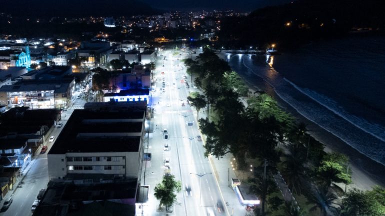Ubatuba investe em iluminação pública de LED: saiba como a cidade está modernizando sua infraestrutura e gerando economia de energia.