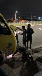Alunos relatam problemas com transporte universitário