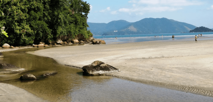 Saiba mais sobre a ação civil pública movida pelo Ministério Público Federal para a demolição de imóveis irregulares em Ubatuba.