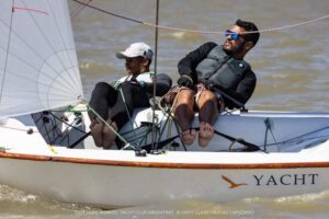 Velejadores de Ilhabela representam Brasil no Campeonato Mundial da Classe Snipe na Argentina