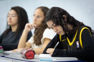 Novo formato para aulas na rede estadual paulista em 2025