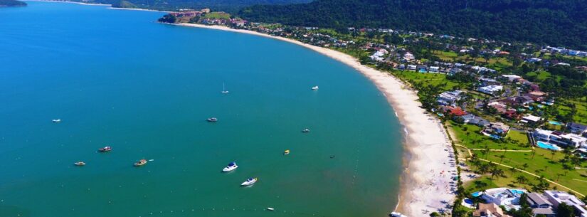 Caraguatatuba registra crescimento no turismo durante o feriado de Finados. Saiba mais sobre o aumento da ocupação hoteleira na cidade.