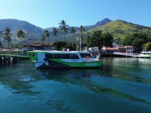 Aquabus de Ilhabela Transforma Mobilidade com Transporte Aquaviário Sustentável