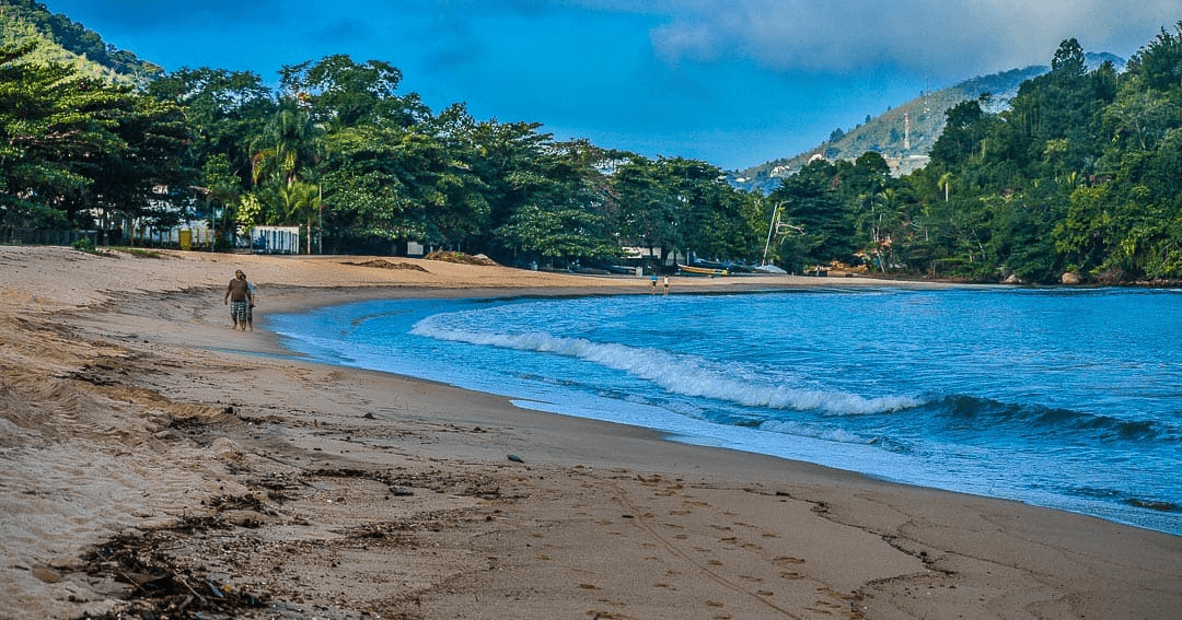 Conheça a nova ponte no Perequê Mirim em Ubatuba que vai facilitar o acesso de moradores e turistas. Saiba mais!