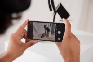 São Sebastião oferece curso gratuito de fotografia com celular em parceria com o Sebrae