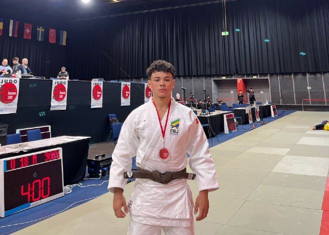 Judoca Sebastiano Brilha na Alemanha: Pedro Henrique Santos Conquista Bronze no International Masters Bremen