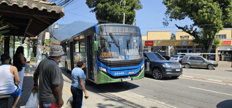 Despesas com transporte público em Ilhabela: Justiça mantém reajuste e elimina a exigência do comprovante de residência.