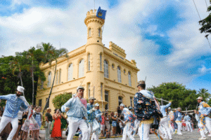 Ilhabela celebra suas raízes na Semana da Cultura Caiçara com música, tradição e fé