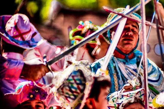 Ilhabela celebra a Congada de São Benedito entre os dias 16 e 18 de maio, com bailes, procissões, tradições afro-brasileiras e manifestações culturais caiçaras.