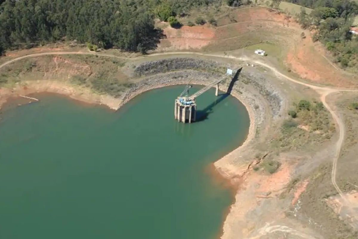 Quem viveu a crise hídrica dos anos de 2014 e 2015 se assustou com a informação de que a Sabesp deverá iniciar, a partir desta quarta-feira (27/8), a redução da