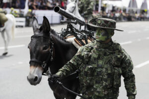 Colômbia denuncia sequestro de 34 militares por forças rebeldes no sul do país