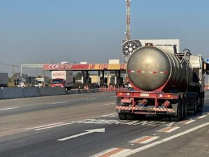 Pedágio da Dutra terá aumento em Jacareí e Pindamonhangaba a partir de segunda-feira (1º); veja valores